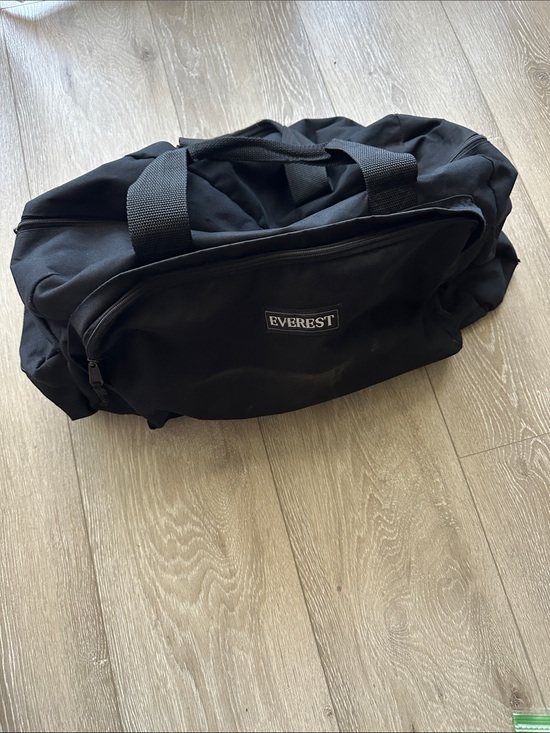Everest Other - Black Duffel Bag /carry-on bag
